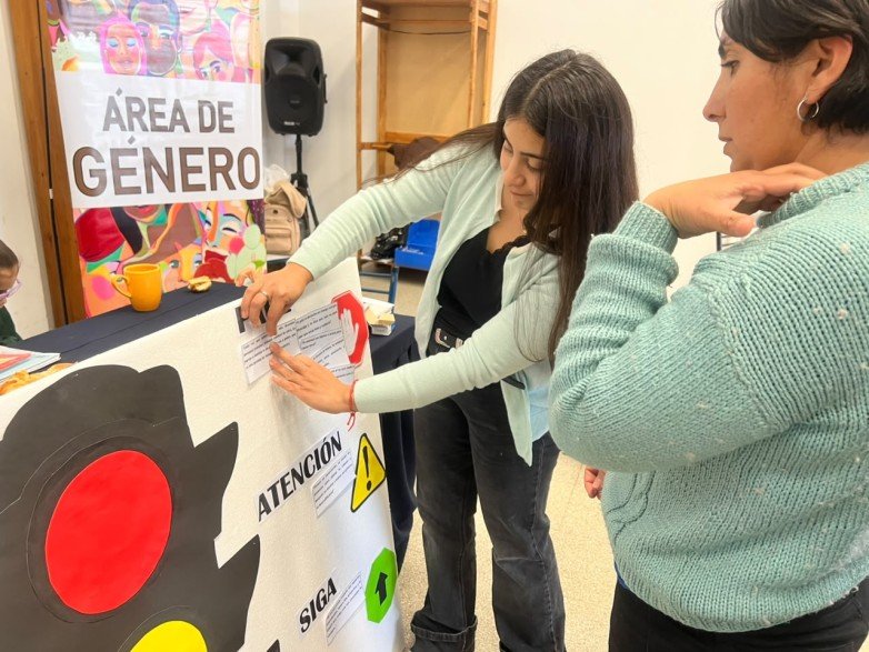 Mujeres de Sarmiento participaron de una jornada para prevenir la violencia de género