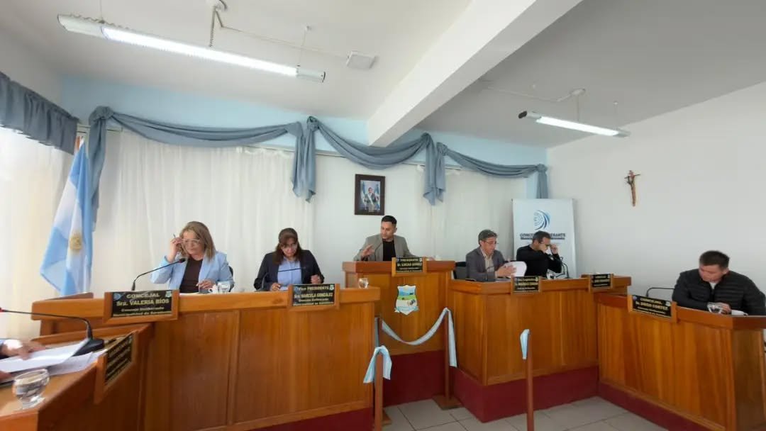Sarmiento conservaría seis concejales en 2027, mientras otros departamentos sumarían bancas