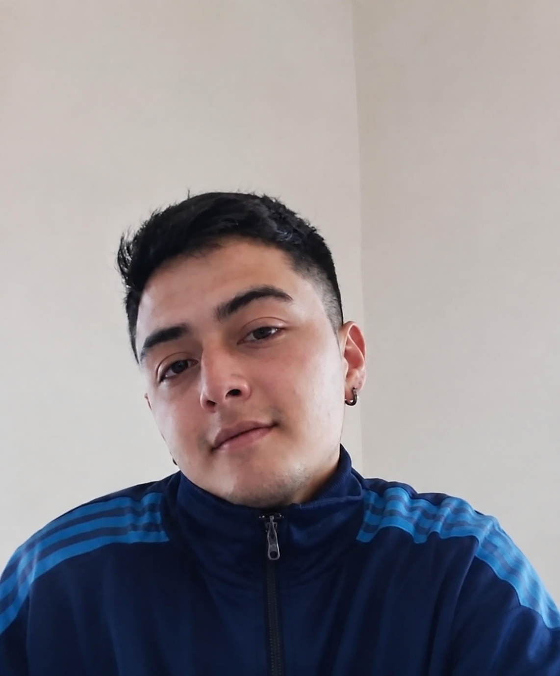 Sarmiento pide por la salud de un joven accidentado