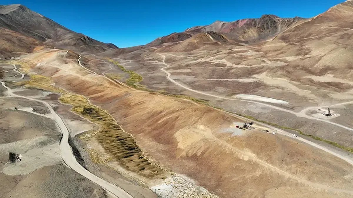 Vista del proyecto minero Los Azules en la cordillera