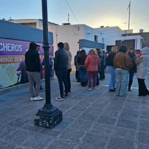 Fuerte repudio de los gremios al intendente Castro: “El acta no habla de aumentos y la protesta no es política”