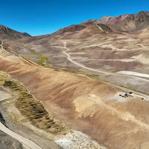 Vista del proyecto minero Los Azules en la cordillera