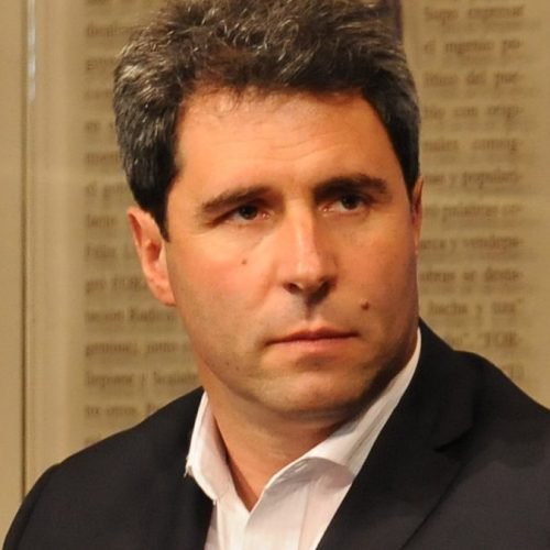 Sergio Uñac, con gesto serio, durante un acto en Casa Rosada